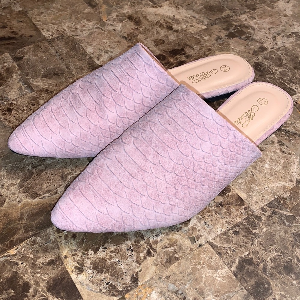 Mata Shoes Lavender Textured Flats